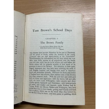 1917 THOMAS HUGHES "TOM BROWN'S SCHOOL DAYS" ILLUSTRATED HARDBACK BOOK (P3)