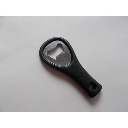 BOTTLE OPENER (09/10) CHEAPIE