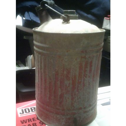 Metal Gas Can 5 gallon size