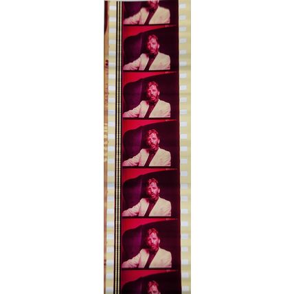 Pk GEB - W - MIX - d 099U . 1 STRIP OF 5 - 35MM FILM CELLS. ( RS )