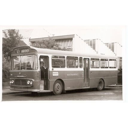 Black & White Photograph of Wilts & Dorset Motor Services Ltd. - HHR 943E