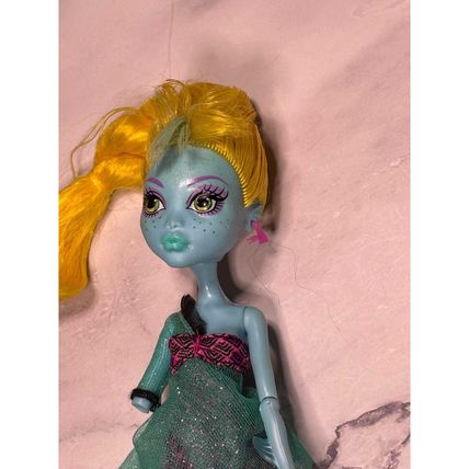 Monster High 13 Wishes Lagoona Blue Doll 2013 Yellow Hair Strapless Dress BBV48