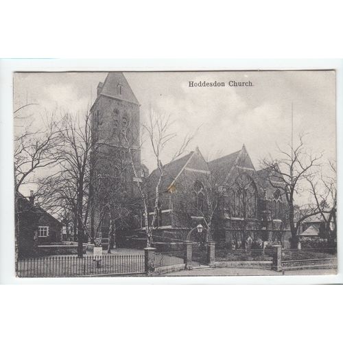 Hoddesdon Church Hertfordshire Postcard