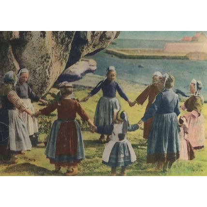 Ring A Ring Of Roses Childrens Dance 1950s French Postcard