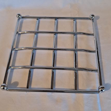 LATTICE Metal Hot Plate TRIVET Weave Checkered Silver