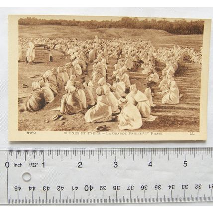 vintage postcard Scenes et Types, La Grande Priere - 3rd Phase