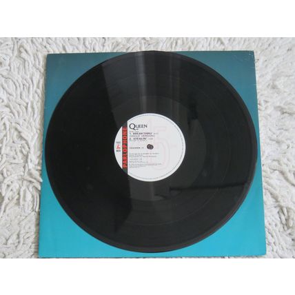 QUEEN, BREAKTHRU 12" VINYL SINGLE