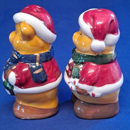 Christmas BEAR SALT & PEPPER SHAKER Set Santa Wreath Lantern Holiday 3 1/2"