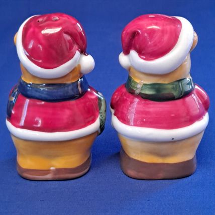 Christmas BEAR SALT & PEPPER SHAKER Set Santa Wreath Lantern Holiday 3 1/2"