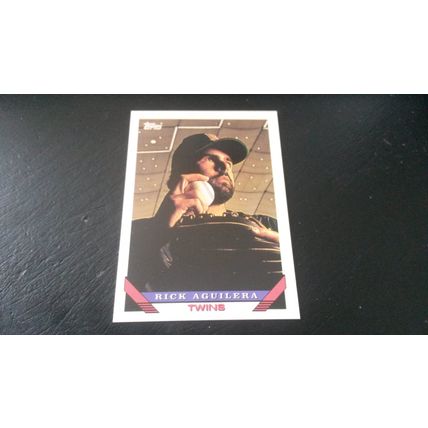 1993 Topps Card # 625 Rick Aguilera MInt (9) Minnesota Twins