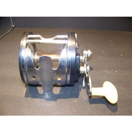 VINTAGE OCEAN CITY #113 MADE IN THE US REEL
