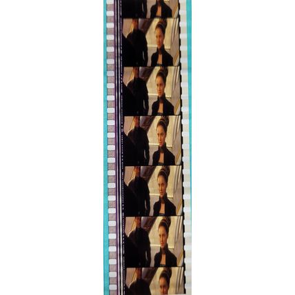 Pk GEB - P - MIX - c 070R . 1 STRIP OF 5 - 35MM FILM CELLS. ( )