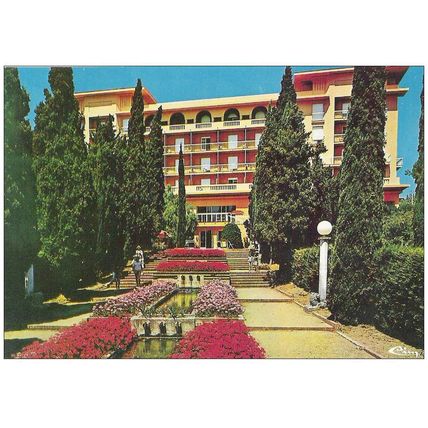 83 - LES ISSAMBRES - MAISON FAMILIALE DU VAL D'ESQUIERES