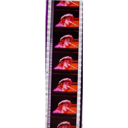 Pk DAU - J - MIX - a 019S. 1 STRIP OF 5 - 35MM FILM CELLS. (E J )