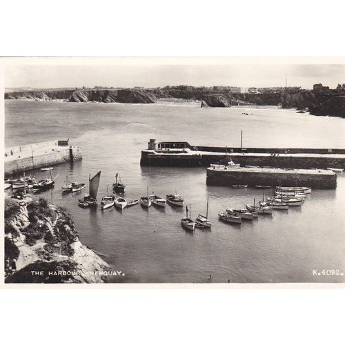 Newquay The Harbour Cornwall Postcard (CR72018)