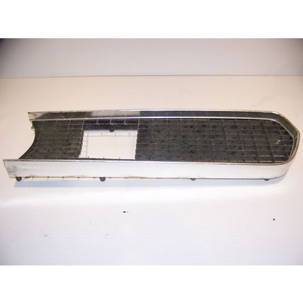 1967 PLYMOUTH BARRACUDA RH GRILL INSERT OEM