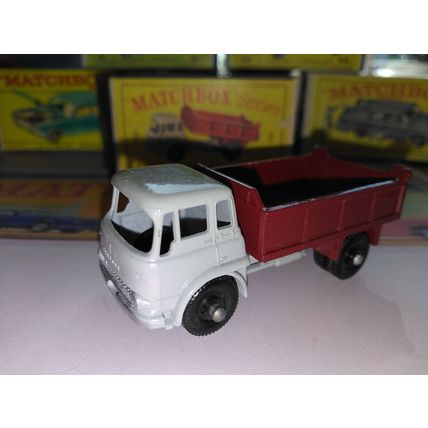Matchbox - No3 Bedford Tipper Truck - original box -