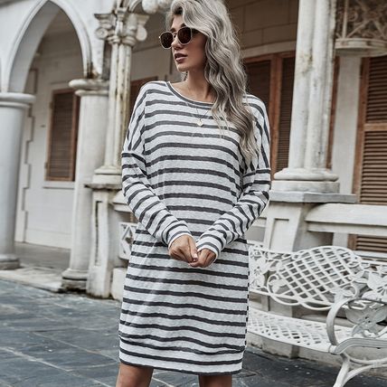Round Neck Long Sleeve Striped Pocket Spring