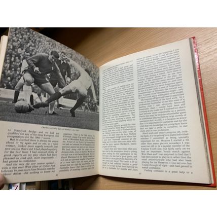 1967 "THE ALL STARS FOOTBALL BOOK No.7" UK SOCCER ANNUAL HARDBACK BOOK (P4)