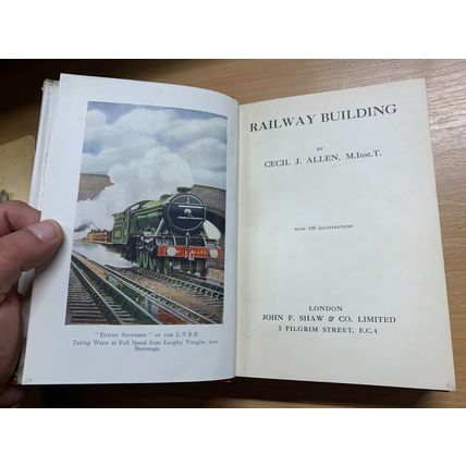 c1920s 1ST EDITION CECIL J ALLEN "RAILWAY BUILDING" TRAINS ILLUSTRATED BOOK (P4)