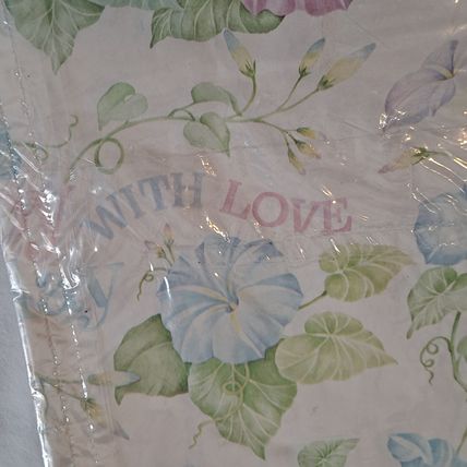 Vintage New American Greetings HAPPY BIRTHDAY WRAPPING PAPER Gift Wrap Flowers