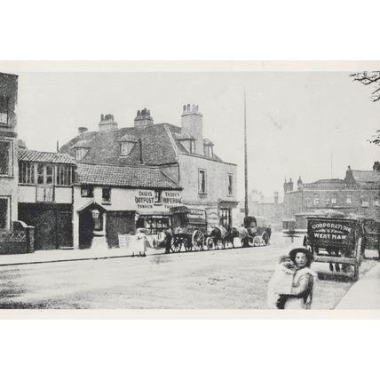 Plaistow Broadway West Ham Advertising Horse & Cart Essex Postcard