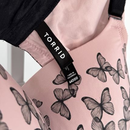 Title: “Torrid Women’s 44DDD Butterfly Print Bra - Pink/Black