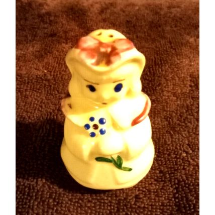 Old Vintage Shawnee Bo Peep Shaker Made In Zaneville Ohio 1940s