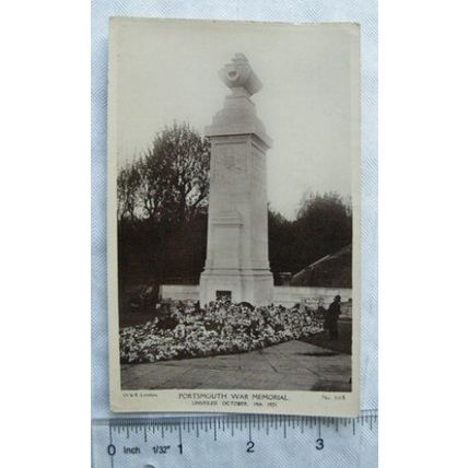 vintage postcard Portsmouth War Memorial ref.3