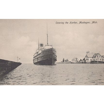 ZAYIX Postcard Great Lakes Steamer Entering the Harbor Muskegon, Michigan c1908