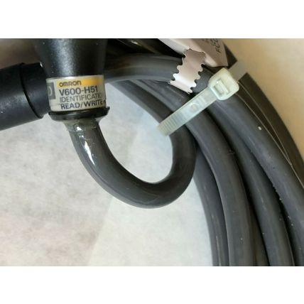NEW OMRON V600-H51 READ WRITE HEAD SENSOR VOO-H51,V600-H5I,SK