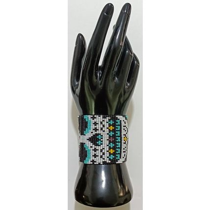Traditional Huichol Art. Mexico Glass Seed Beads Bracelet. Día de los Muertos 1