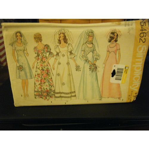 Simplicity 5462 Wedding Dress in 2 Lengths & Bridesmaid Dress Pattern - Size 10