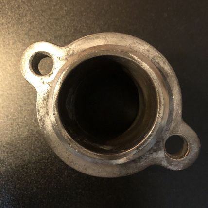 Ford RH78 Coolant Thermostat Housing XL1Z-8592-CB Navigator Blackwood Expedition