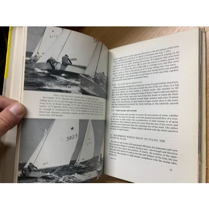 1964 1ST UK EDITION "YACHT RACING TACTICS" JOACHIM SCHULT HARDBACK BOOK (P4)