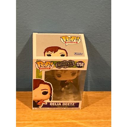 Funko Pop! Beetlejuice - Delia Deetz #1758 Vinyl Figure (Box & Protector)