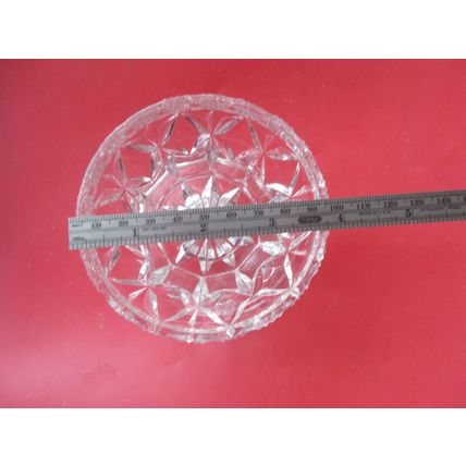 BOWL PEDESTAL MEASUREMENTS ON PHOTOS PRESSED GLASS (03/02)