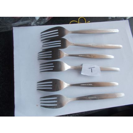 FORKS /STAINLESS X 6 (14/01)