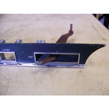 1967 CHRYSLER NEWPORT CUSTOM DASH FLASHER & VENT CONTROL BEZEL