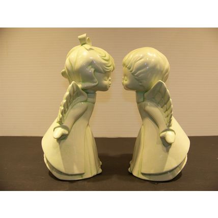 Kissing Choir Angels Ceramic Figurines 1980 Vintage Christmas
