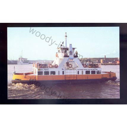 f2489 - Tyne & Wear Metro Ferry - Shieldsman - postcard