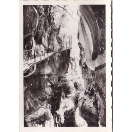 Gorges du Fier France Picture card 9 x 6.5 cm VGC