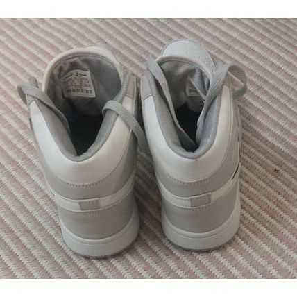 Grey & white trainers unisex size UK 6.5