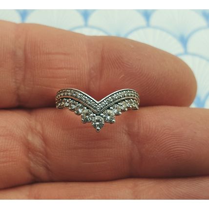 PANDORA 925 Sterling Silver and Cubic Zirconia 'Princess Tiara' Ring with Box