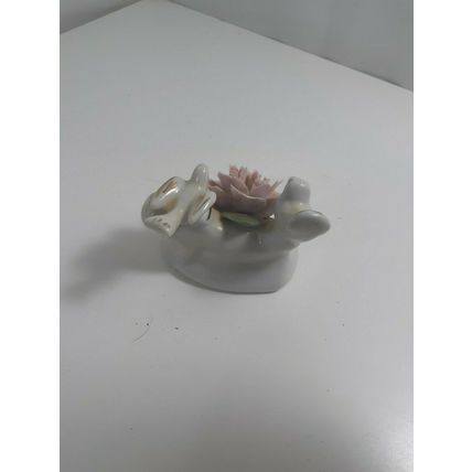 3 inch china fiquirine with 2 white doves and pink flower vintage good