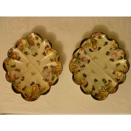 PAIR of TWO 2 HAND PAINTED FLOWER SHAPED JAPANESE PORCELAIN DISHES CIRCA 1905