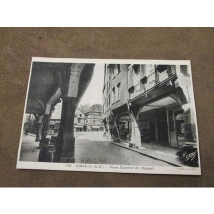 Early Postcard - Vieux Quartier de L'Apport, Dinan - France