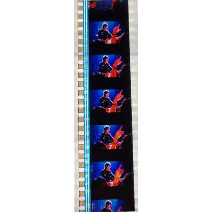Pk GEB - Z - MIX - E 0128x . 1 STRIP OF 5 - 35MM FILM CELLS. ( SHINE A LIGHT )