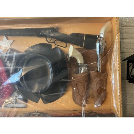 1989 AMERICAN WEST DIE CAST COWBOY 8-PIECE SET & MORE MADE IN USA #7475 NOS DL
