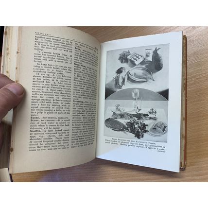1950 ELIZABETH CRAIG "1000 HOUSEHOLD HINTS" ILLUSTRATED HARDBACK BOOK (P3)